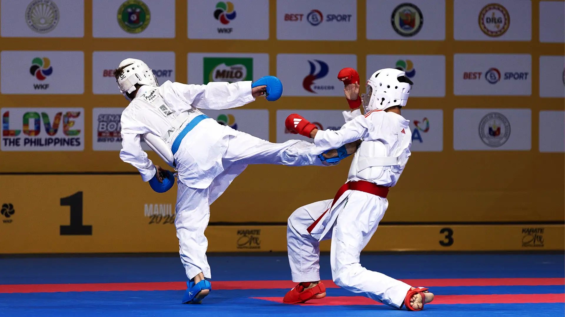 Ise van Bommel competing at the Karate1 Youth League in Manila